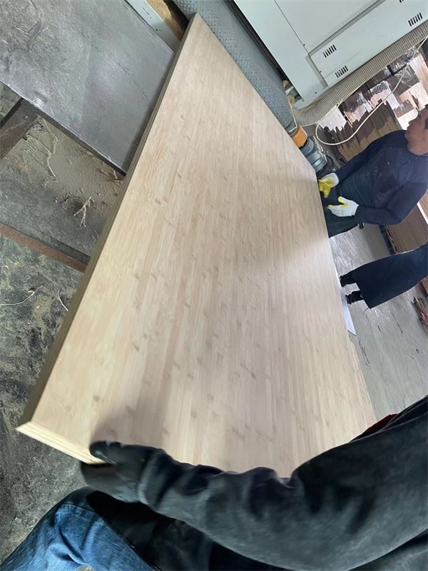 4'x 8 'Xyoob Plywood rau Kho Kom Zoo Nkauj